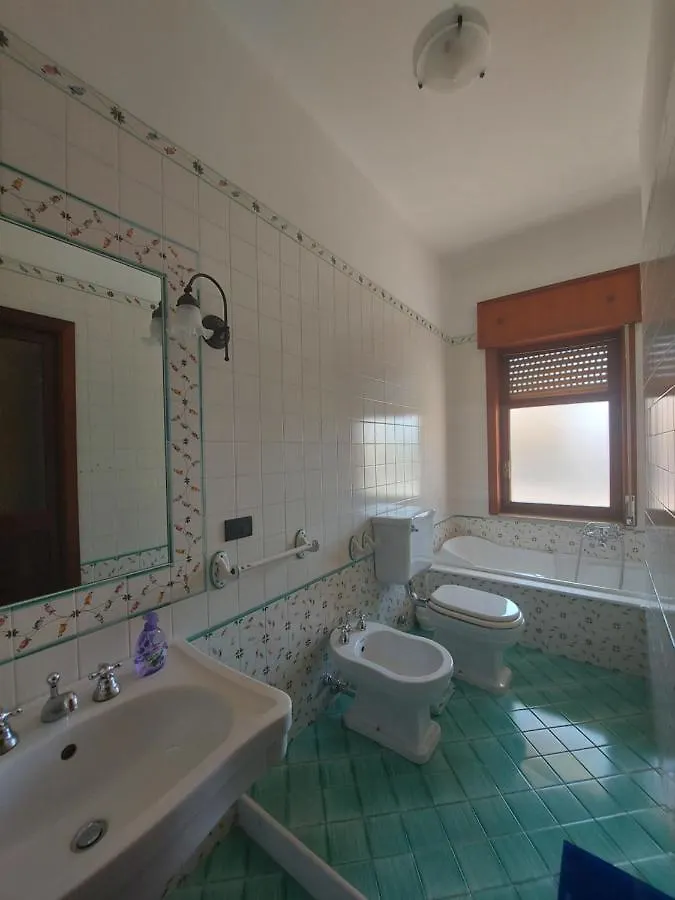 Appartamento In Pieno Centro A Capo dʼOrlando Apartamento